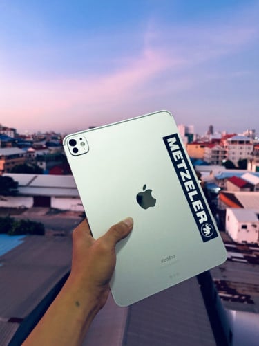 IPad Pro-11inch M4 256g មួយទឹកថ្មី99%របស់ប្រើផ្ទាល់ដៃ