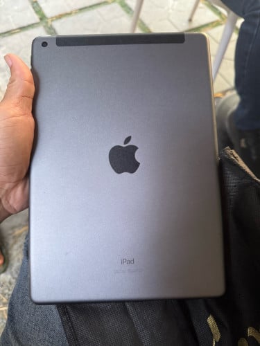 iPad 8th