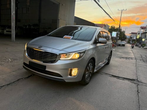 Kia Carnival 2015full