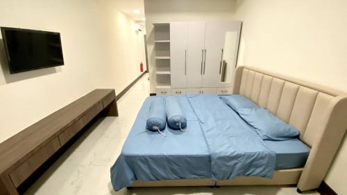 Large Studio for rent