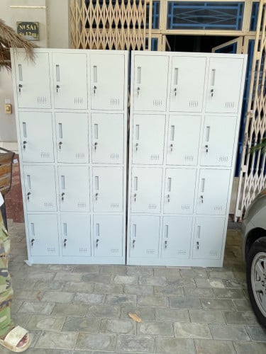 Locker 12doors