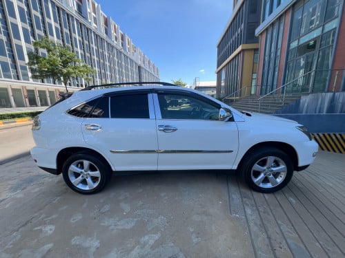 RX330 04 H Foll P2 មហាថ្មីស្រុីនមួយជុំ