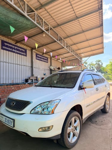 RX330 2004 Half full option ប៉ុង2​  ធានា​ អត់បុកប៉ះ​ អត់ច្រេះ​