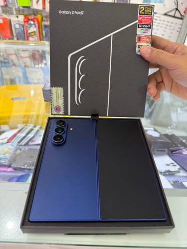 Samnung ZFold 7 256GB ក្រុមហ៊ុន នៅធានា២ឆ្នាំ in box  ( Look like new) 99.99%