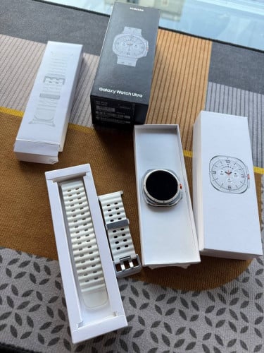 Samsung watch ultra White 98.99%