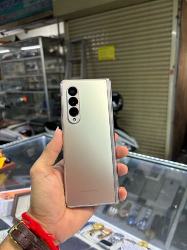 Samsung ZFold3 256G Ram12G Sim1 KH អេក្រង់ក្រៅស្អាត ក្នុងដើរទាក់ៗ