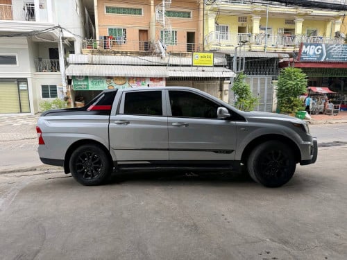 SsangYong korando 2014Full option