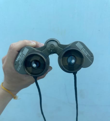 Tasco កែវពង្រីក