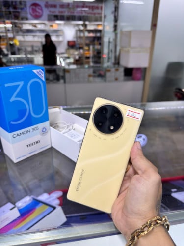 Tecno Camon 30S Yellow Ram8GB HD128GB Phone Condition 99.99% Full Set & Box សានុំ