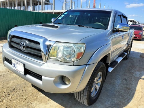 Tacoma 2005    លក់ឡានជិះផ្ទាល់ខ្លូន ឡានមិនសូវបានប្រើ នៅថ្មីណាស់ Tel: 069879941