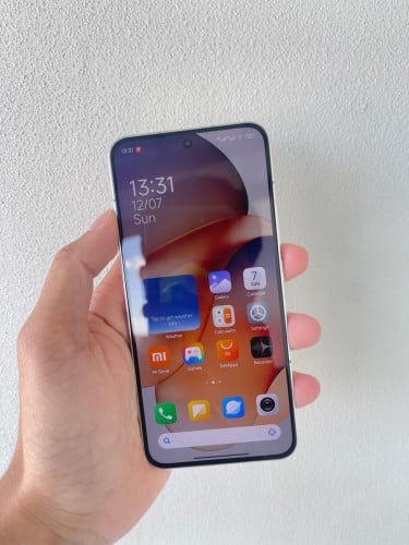 Xiaomi 13 CH 12G/256G ស្ទើតួ