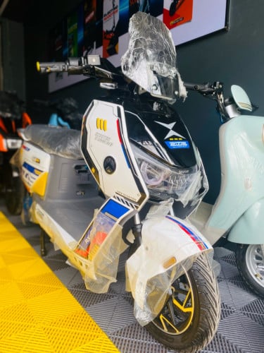 ម៉ូតូអគ្គិសនី