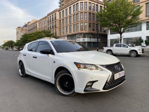 ធានាឡានស្អាតជួនម៉ូយៗ