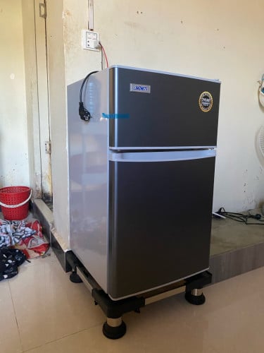 ទូទឹកកកខ្នាតតូច