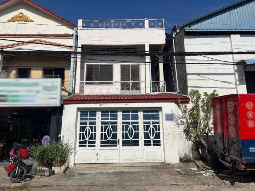 ផ្ទះ សម្រាប់ជួល នៅខាងក្រោយពេទ្យរុស្សី