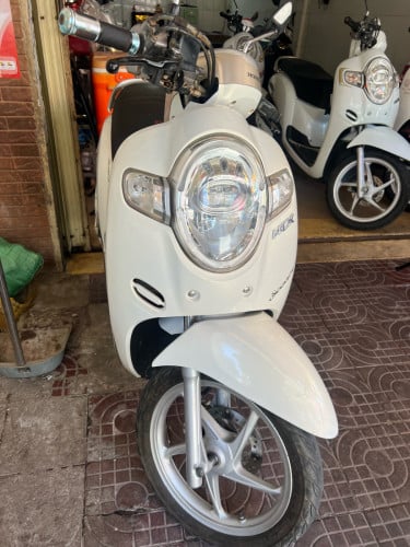 ម៉ូតូលក់