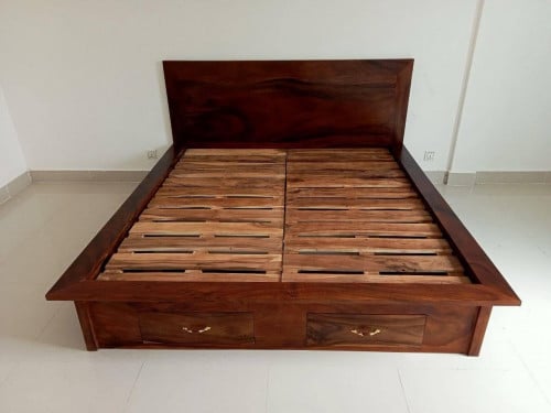 គ្រែគេង