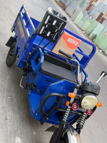 កង់បីលក់ខ្នាតតូចល្មមកំលាំង130ccនៅស្អាតណាស់