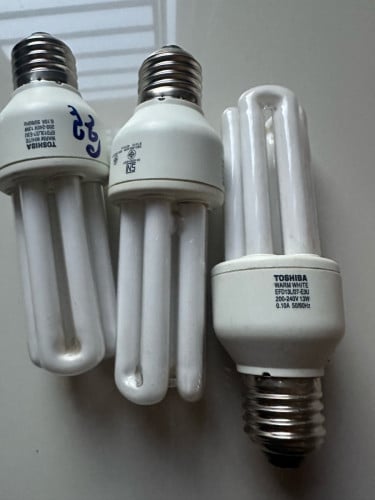 អំពូល 13w ពណ៍ថ្ងៃ 99%