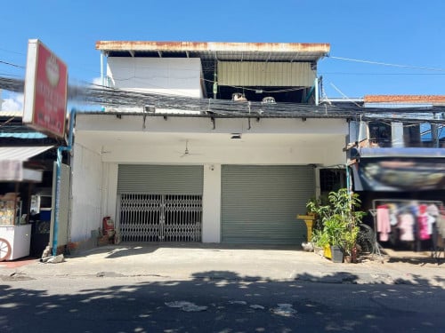 ផ្ទះ (2ល្វែង) សម្រាប់ជួល នៅខាងក្រោយពេទ្យរុស្សី