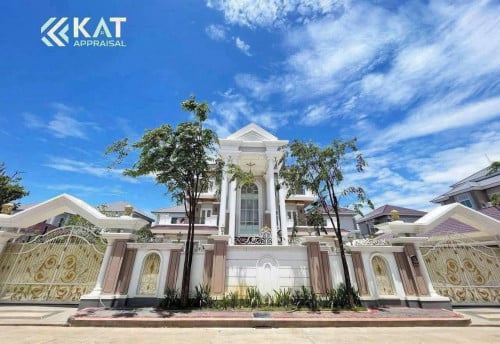 វីឡាឃីងប៉េង ហួត 50m សម្រាប់លក់បន្ទាន់/ King villa for sale