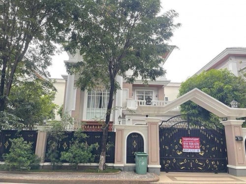 វីឡាព្រីនប៉េងហួត 60m លក់បន្ទាន់ / Prince villa sale