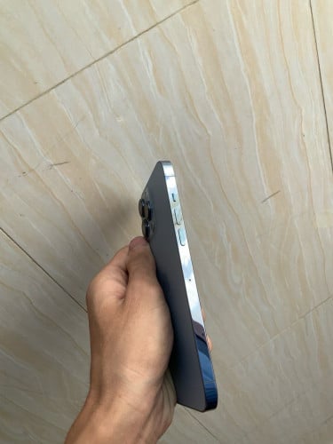 ស្អាត 90% តែស្ទេីថ្ម