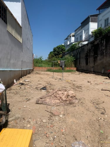 ដីលក់ 9m x 20m