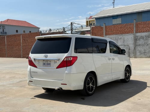ឡានលក់​ Alphard