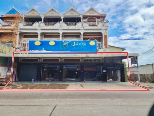ផ្ទះអាជីវកម្មសំរាប់ជួលលូ៥ ស្ទឺងមានជ័យ  / Business house for rent Lu5, Stueng Meanchey