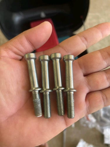 ខ្ចៅកន្ទុយក្រោយរបស់Honda CRF