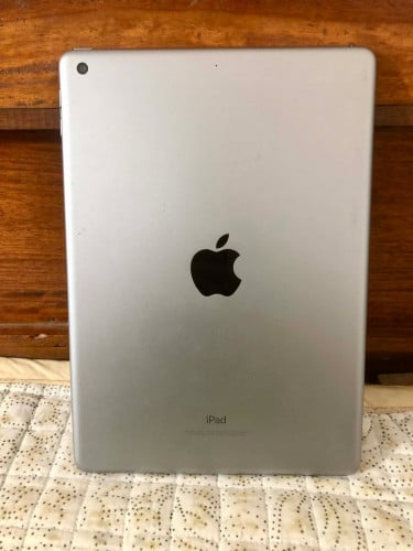 លក់iPad 6 generation