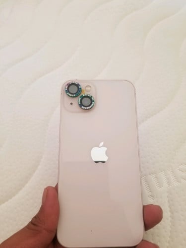 លក់Iphone 13 មិនដែលចូលជាងនៅស្អាតខ្លាំង