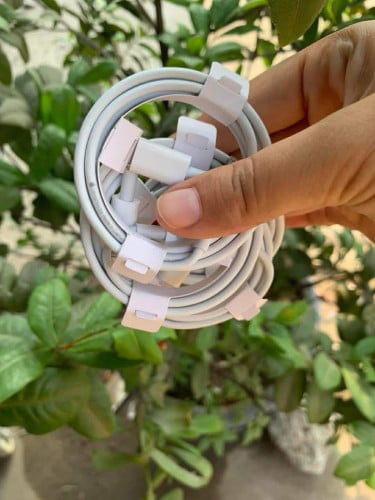 ដុំសាកIPhone(20w) top grade