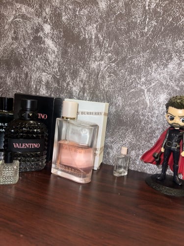 មានលក់រំលែក original Burberry Her, BLUE DE CHANEL, 10ml