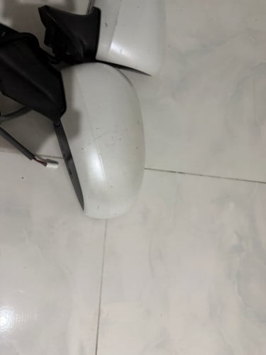 កញ្ជក់ជំហៀងហ្ស៊ីនអត់ក្ដោប prius012