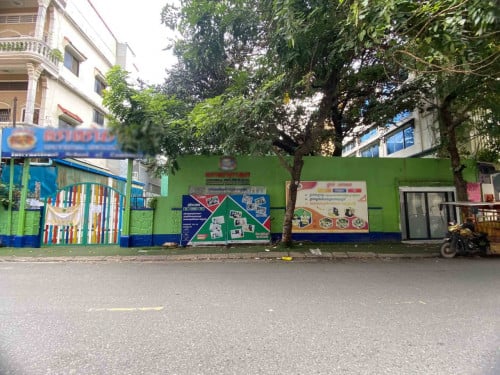 សាលាសំរាប់ជួលបឹងកេងកង៣ /  School for rent Boeng Kengkang III