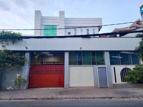 សាលាសំរាប់ជួលដូនពេញ /  School for rent Daun Penh