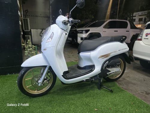 លក់ scoopy i 2022 មានពន្ធត្រឹមត្រូវ