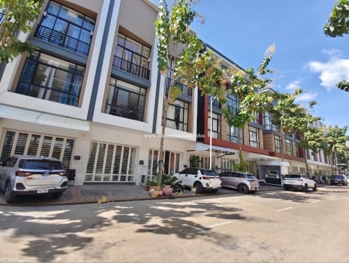 ផ្ទះសម្រាប់ជួល| Shophouse for rent