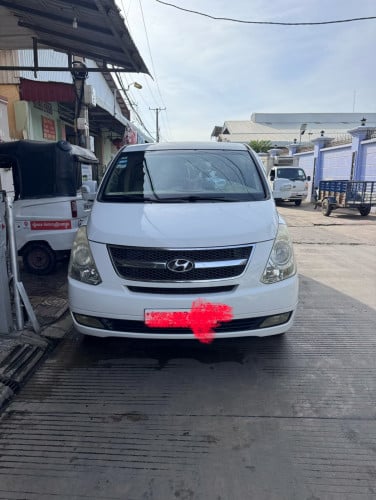 សួស្តី ពុកម៉ែ បងប្អូន, ខ្ញុំ ចង់លក់ឡាន ប្រភេទ Starex 1គ្រឿង