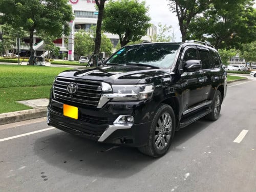 រថយន្តសម្រាប់ជួល Toyota Landcruiser Daily, Weekly, Monthly, Yearly