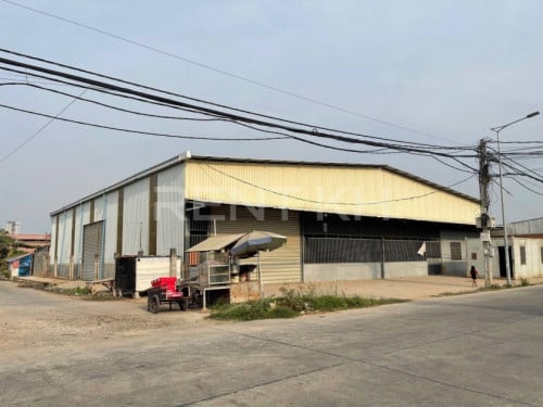 ឃ្លាំងជួលនៅសែនសុខ / Warehouse for Rent in Khan Sen SoK