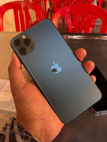 11 Pro Max 256G សាណុំ ណែន 98%