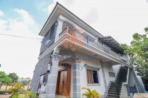 3 Bedrooms House for Rent in Sieem Reap City, Svay Dangkum