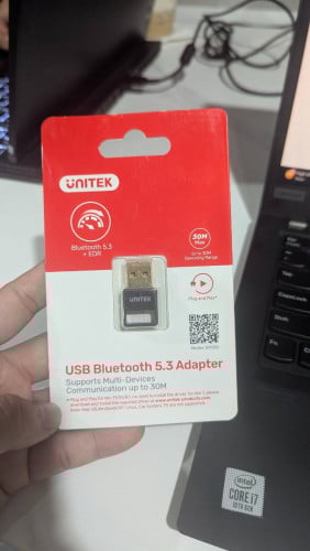 Bluetooth and Wireless adopter (បានទាំង Bluetooth និង Wireless)
