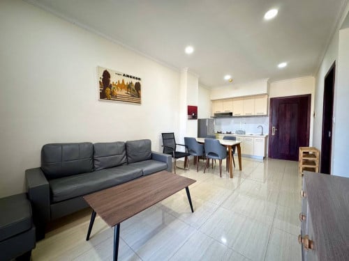 Condo bkk2 unit 2bedroom for rent