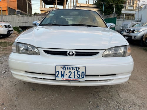 Corolla ឆ្នាំ​2000 ពណ៌​ស​ យ៉ានស្អាតកងថ្មីបួន