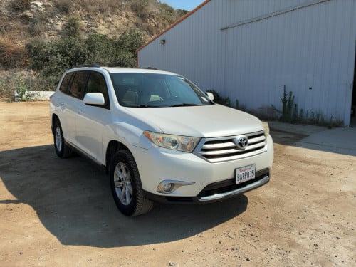 Highlander 2011 ៤ម៉ាសុីន Top options