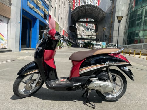 Honda Scoopyi 2012New98%មានពន្ធកាតគ្រីស្លាកលេខ